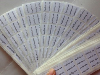 Самоклеющиеся наклейки