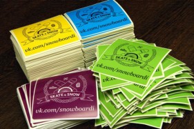 Печать наклеек