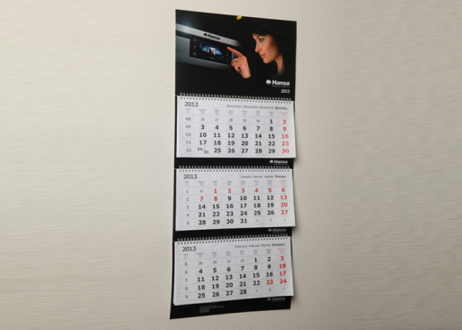 Печать квартальных подвесных календарей